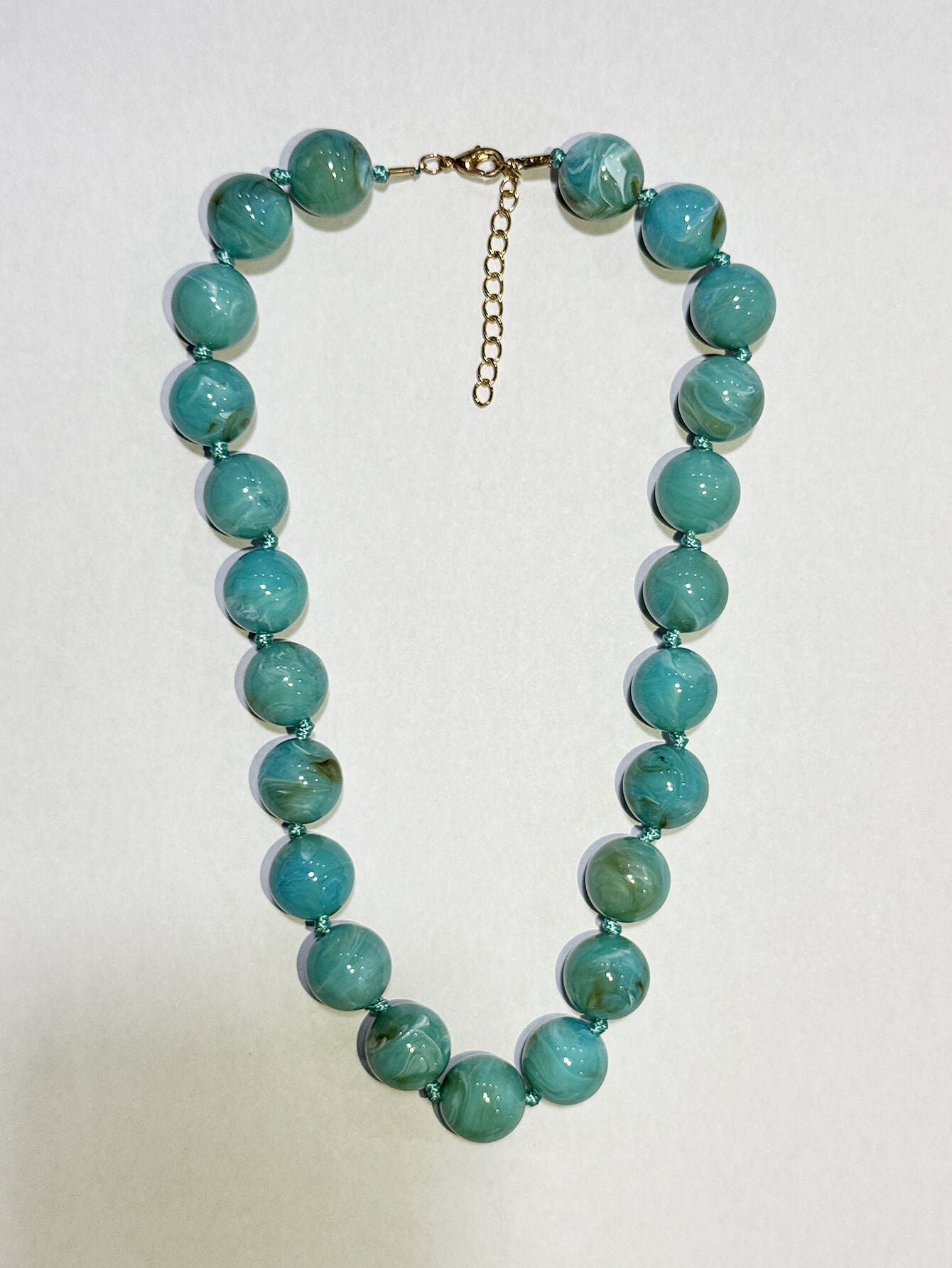 Chic Bohemian Acrylic Cloudy Blue Bead Choker Necklace