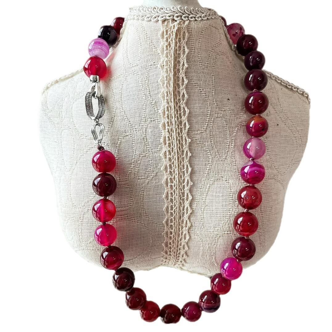 Elegant Natural Pink Agate Beaded Choker Necklace