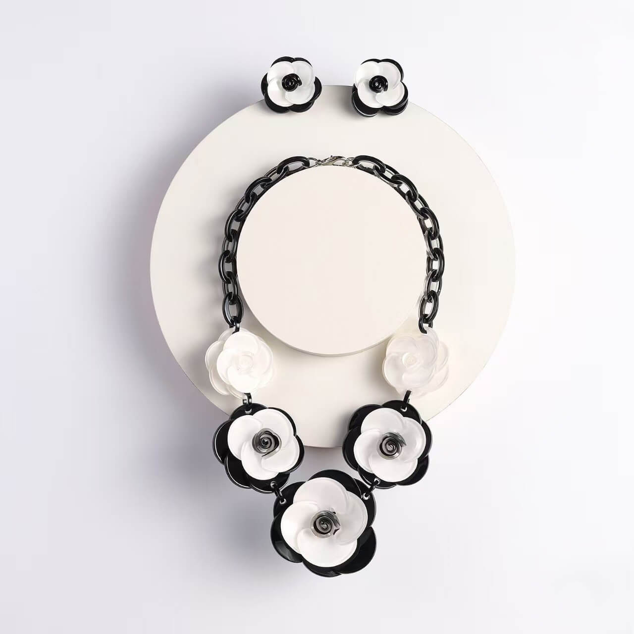 Bold Black & White Acrylic Flower  Jewelry Set - Retro Camellia Inspired Necklace & Earrings
