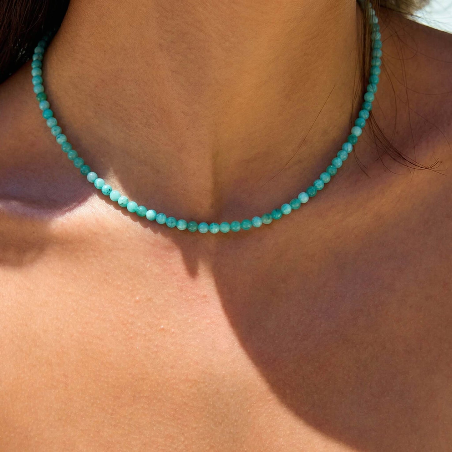 Natural Sea Blue Gemstone Choker – Dainty Aquamarine-Hued Beaded Necklace, Summer Ocean-Inspired Clavicle Chain
