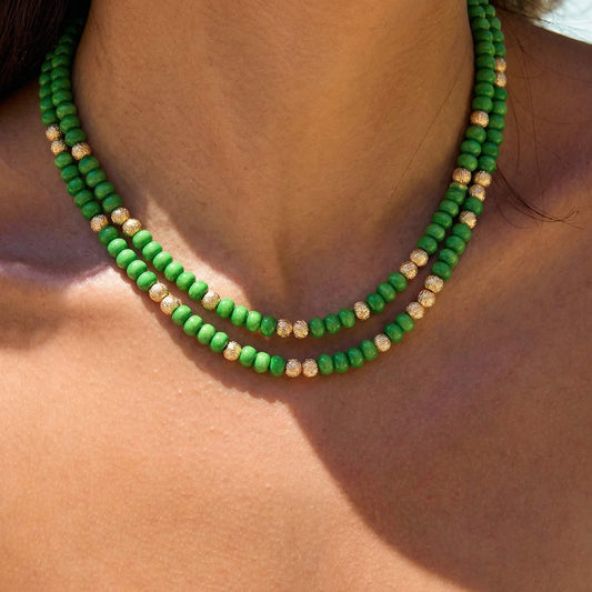 Bohemian Forest Green Wood Bead Choker - Nature-Inspired Emerald Natural Wooden Bead Necklace