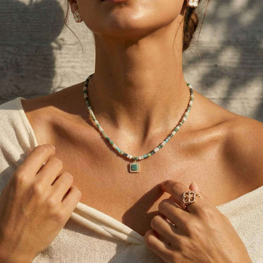 Summer Natural Stone Beaded Choker Necklace - Fresh Green Boho Chic