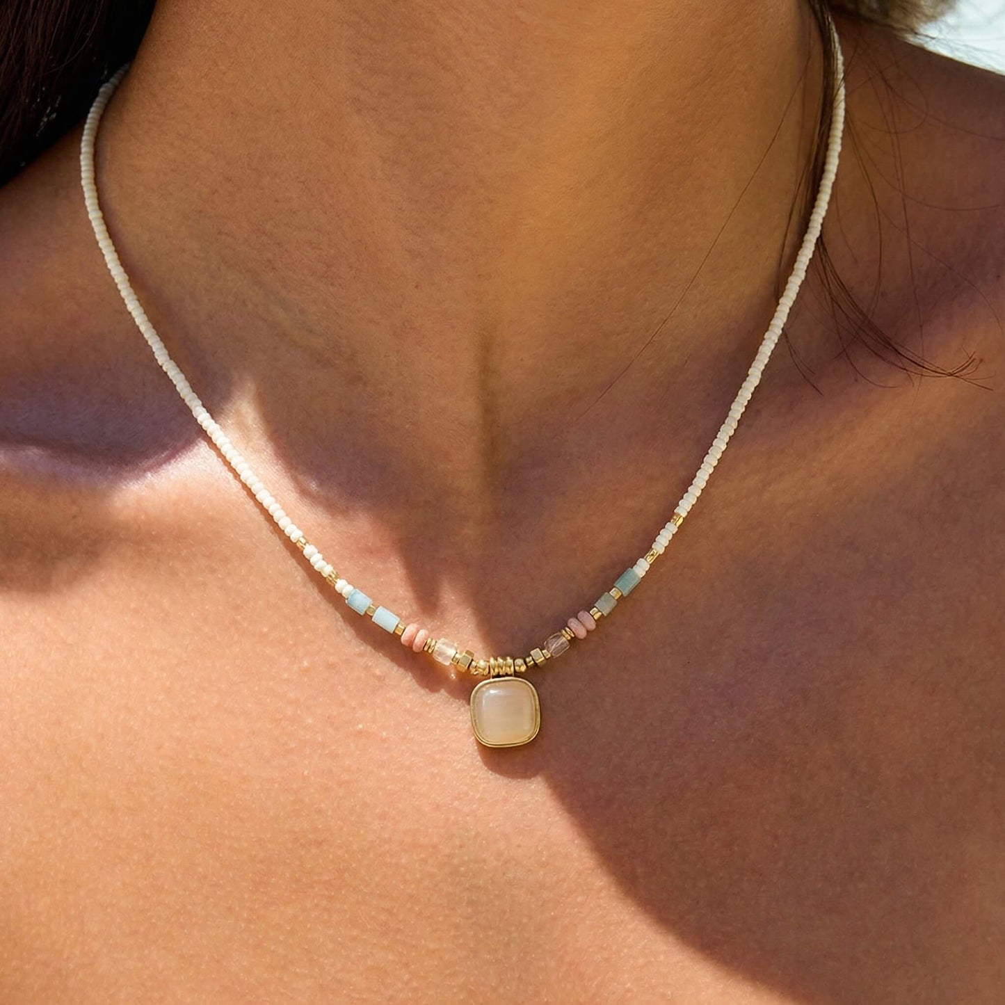 Summer Fresh Natural Stone Beaded Choker Necklace
