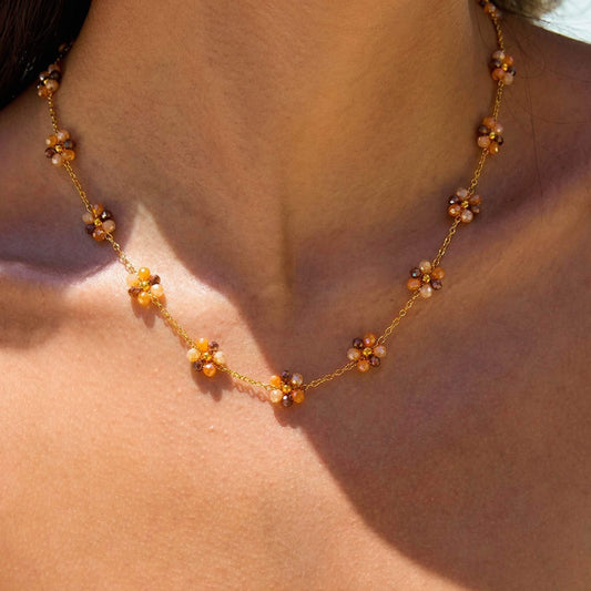 Delicate Glass Bead Daisy Necklace