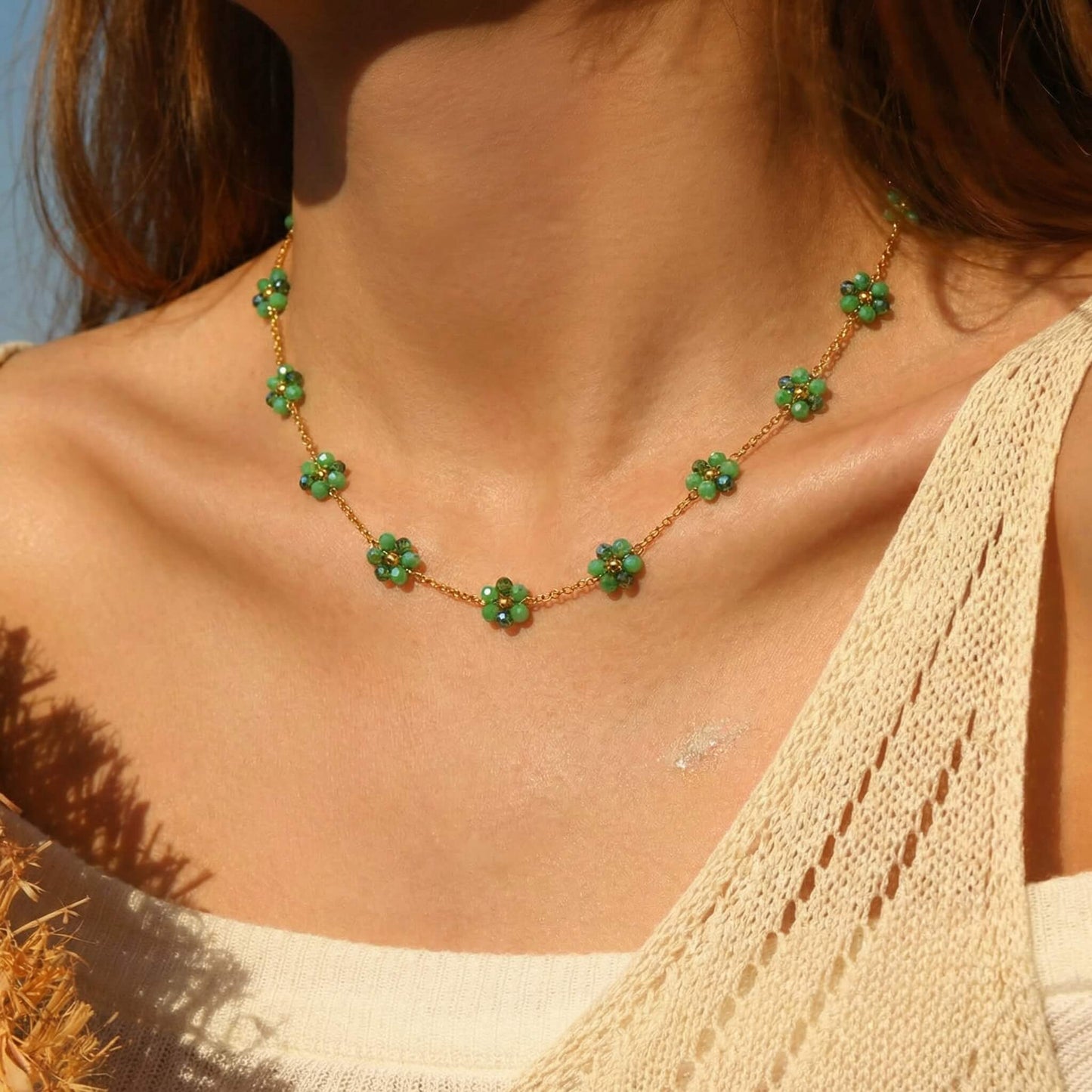 Green Glass Bead Daisy Choker Necklace